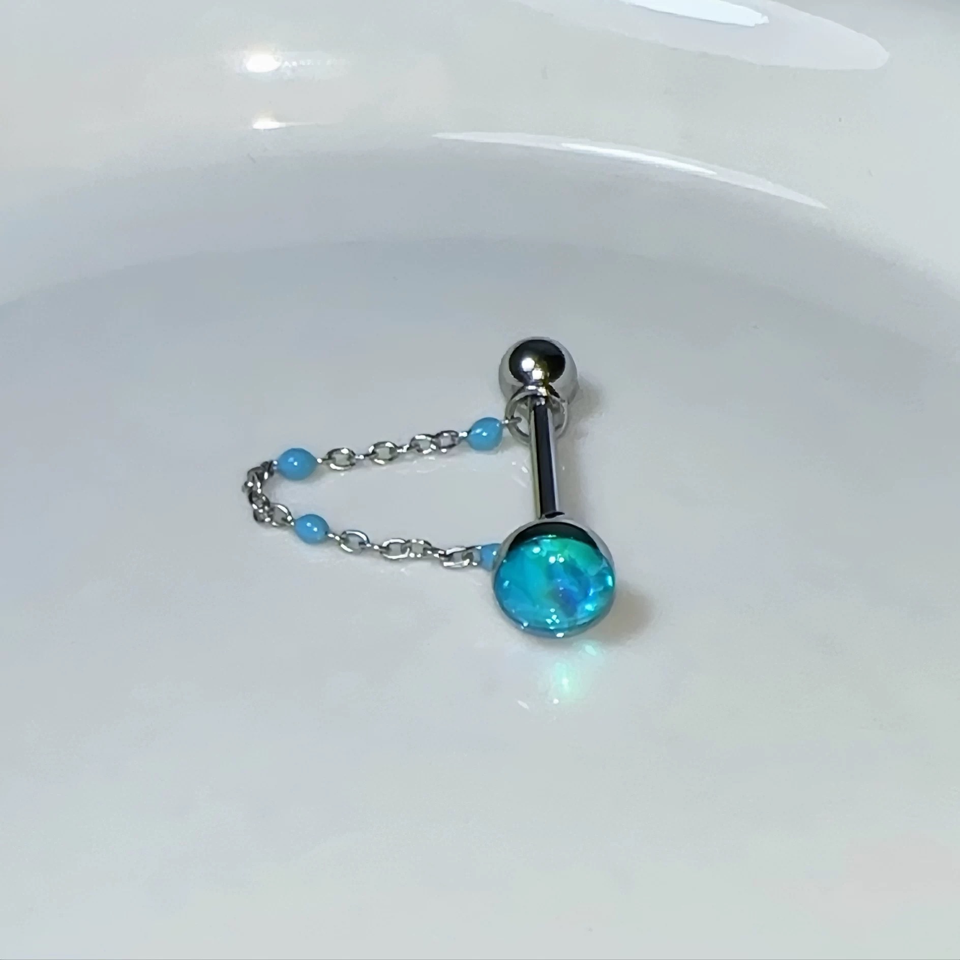 1Pc High-Quality Trendy Blue G - Body Jewelry Quality 评论和价格