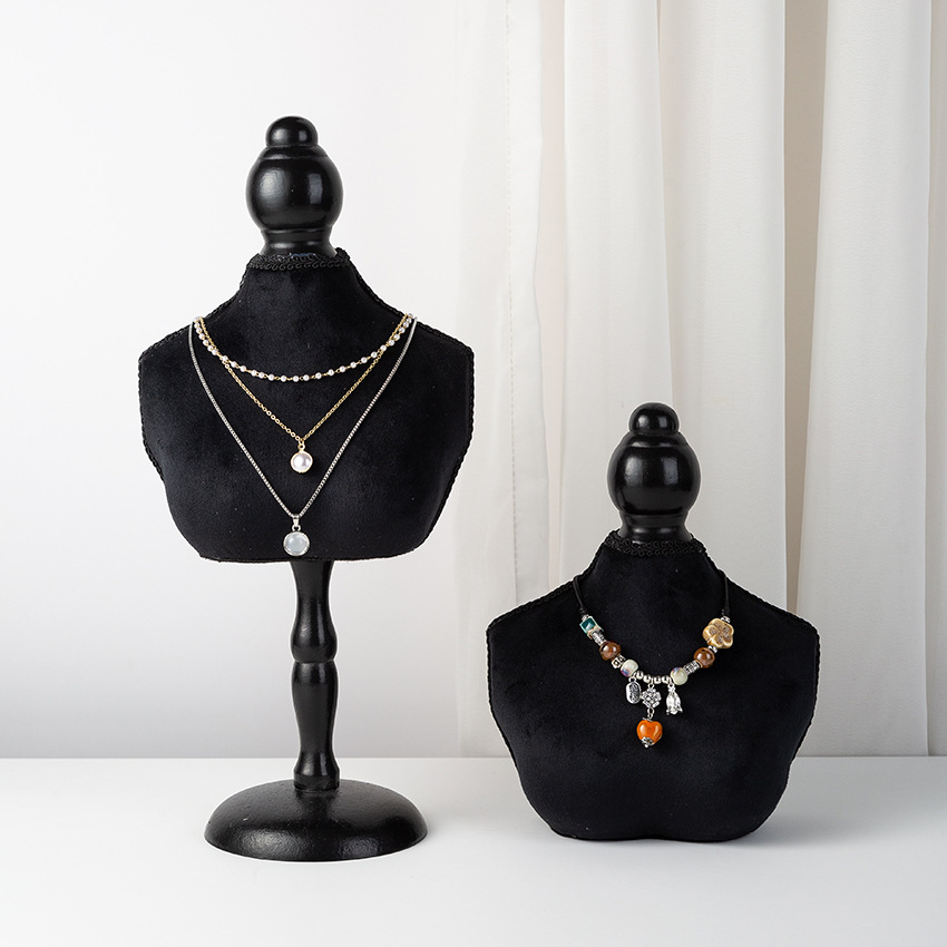 Black Velvet Bust Form Jewelry - Body Jewelry Stores 评论和价格